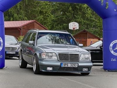 Gebraucht Mercedes 300 Sportline 150 PS (110 kW) 1995 Grau Kombi