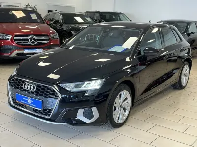 Gebraucht Audi A3 Advanced 150 PS (110 kW) 2022 Schwarz Limousine