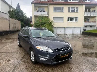 Gebraucht Ford Mondeo Trend 163 PS (119 kW) 2012 Blau Kombi