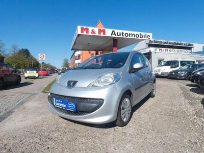 Second-hand Peugeot 107 Urban Move 68 CP (50 kW) 2007 Gri Hatchback