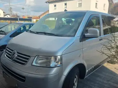 Gebraucht VW Caravelle 174 PS (127 kW) 2005 Silber Van