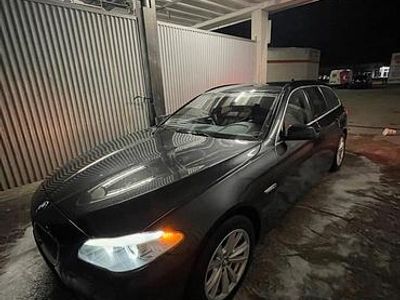 Gebraucht BMW 520 184 PS (135 kW) 2011 Grau Kombi