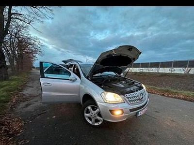Gebraucht Mercedes ML320 224 PS (164 kW) 2006 Grau SUV