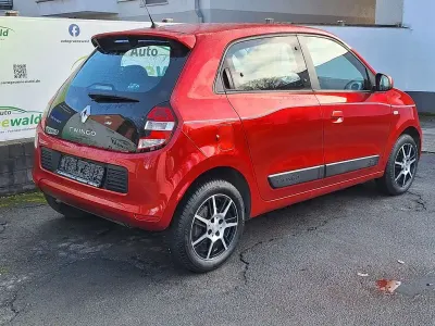 Używany Renault Twingo Dynamique 71 KM (52 kW) 2015 Czerwony Hatchback