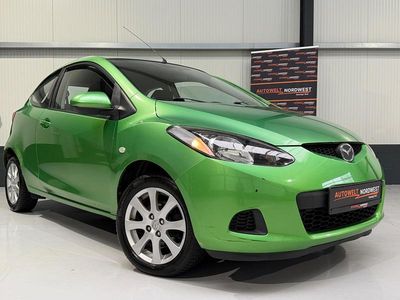 Gebraucht Mazda 2 Inclusive 75 PS (55 kW) 2008 Grün Kleinwagen