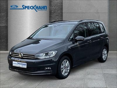 Grau Gebraucht 2024 VW Touran Comfortline Van / Kleinbus | 33.890 € (Fairer Preis)