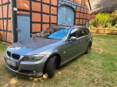 Gebraucht BMW 318 143 PS (105 kW) 2010 Grau Kombi