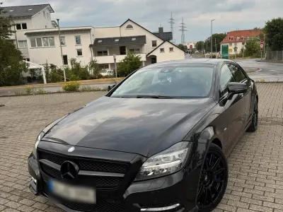 Gebraucht Mercedes CLS500 407 PS (299 kW) 2011 Schwarz Coupé