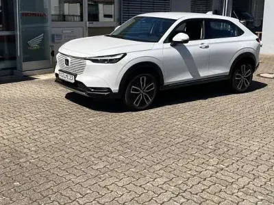 Gebraucht Honda HR-V Advance 107 PS (78 kW) 2024 Platinum white p SUV