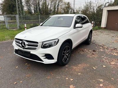 Mercedes GLC300