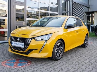 Second-hand Peugeot 208 Allure 101 CP (74 kW) 2023 Galben Hatchback