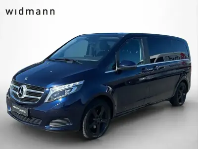 Gebraucht Mercedes V250 Avantgarde Edition 190 PS (139 kW) 2018 Blau Van / Kleinbus