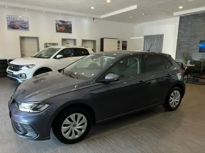 Gebraucht VW Polo 95 PS (69 kW) 2022 Grau Kleinwagen