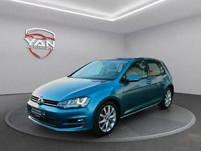 Blau Gebraucht 2013 VW Golf VII Highline Limousine | 13.700 € (Etwas zu teuer)