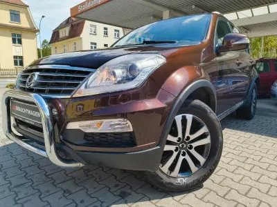 Usata SsangYong Rexton 155 CV (114 kW) 2013 Marrone SUV