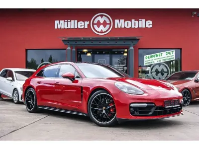 Gebraucht Porsche Panamera 4 460 PS (338 kW) 2019 Karminrot Kleinwagen