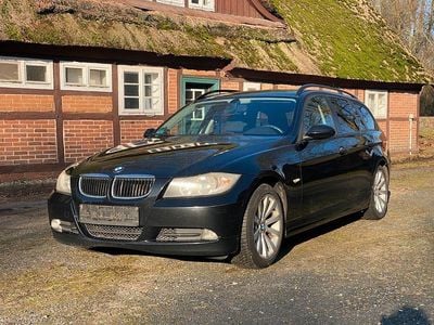 Schwarz Gebraucht 2006 BMW 320 Kombi | 1.000 € (Fairer Preis)