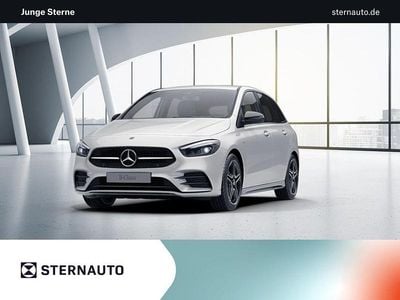 Gebraucht Mercedes B200 AMG line 163 PS (119 kW) 2022 Digitalweiß Van / Kleinbus