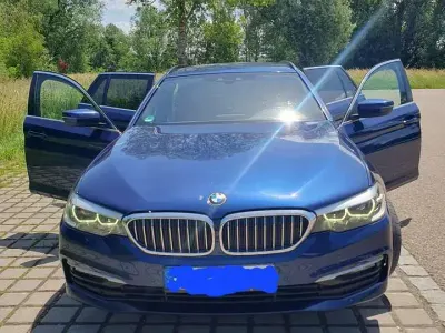 Gebraucht BMW 520 190 PS (139 kW) 2018 Blau Kombi