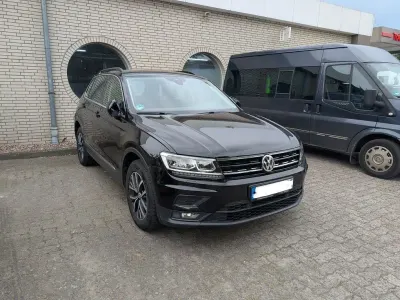 Gebraucht VW Tiguan 150 PS (110 kW) 2020 Schwarz SUV