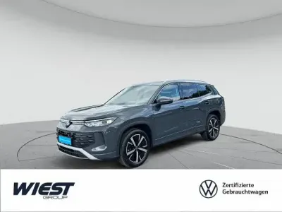 Gebraucht VW Tayron Life 150 PS (110 kW) 2025 Grau SUV
