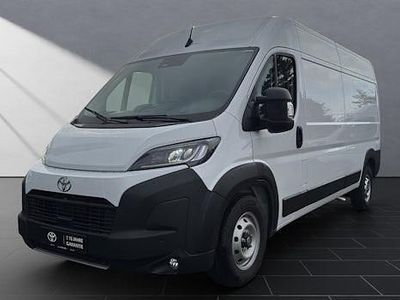 Weiß Gebraucht 2024 Toyota Proace Van / Kleinbus | 40.950 € (Fairer Preis)