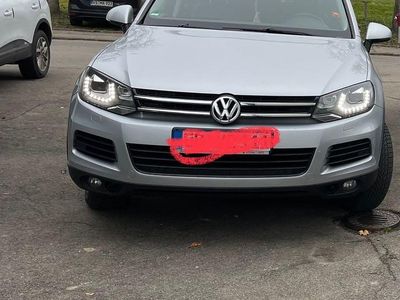 Grau Gebraucht 2011 VW Touareg Exclusive SUV | 12.100 € (Guter Preis)