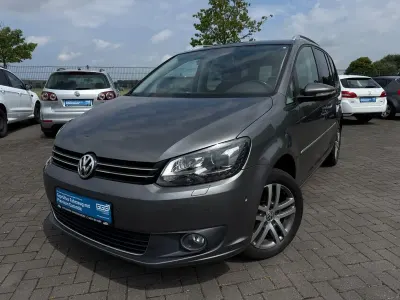 Gebraucht VW Touran Comfortline 150 PS (110 kW) 2011 Grau Van / Kleinbus