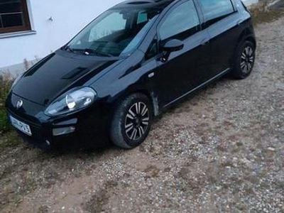 Gebraucht Fiat Punto 84 PS (61 kW) 2014 Schwarz Limousine