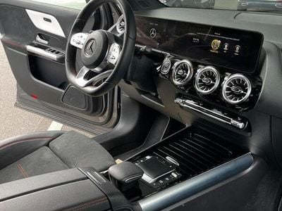 Mercedes GLA220