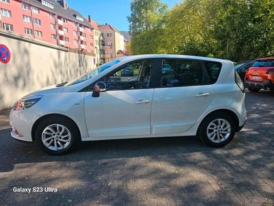 Weiß Gebraucht 2016 Renault Scénic III SUV | 8.800 € (Fairer Preis)