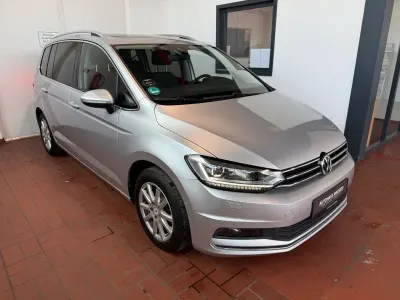 Gebraucht VW Touran Highline 150 PS (110 kW) 2016 Silber Van / Kleinbus