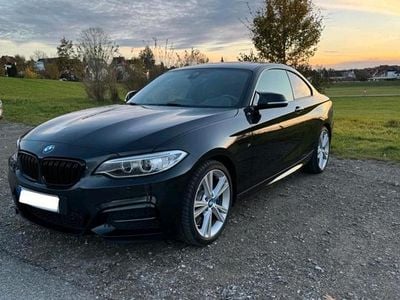BMW M235