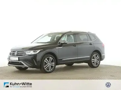 Gebraucht VW Tiguan Allspace Elegance 200 PS (147 kW) 2022 Deep black perleffekt SUV