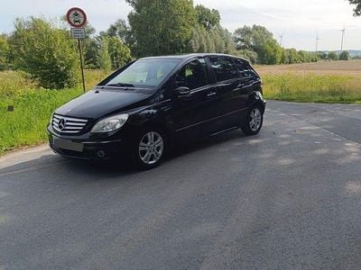 Gebraucht Mercedes B180 109 PS (80 kW) 2007 Schwarz Van / Kleinbus