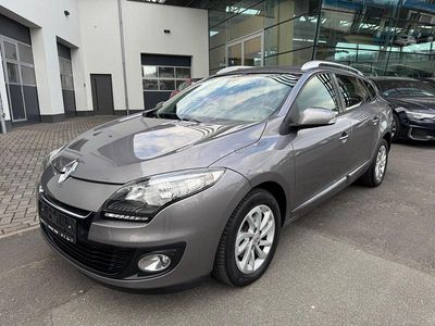 Gebraucht Renault Mégane GrandTour Initiale Paris 116 PS (85 kW) 2013 Grau Kombi