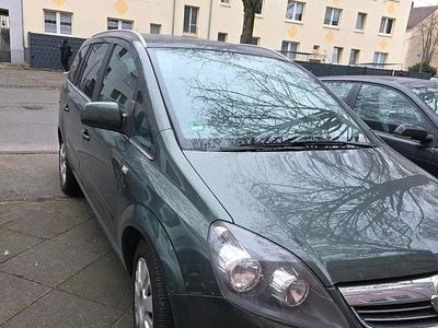 Gebraucht Opel Zafira 150 PS (110 kW) 2011 Grün Van / Kleinbus