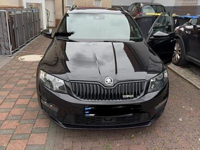 Schwarz Gebraucht 2014 Skoda Octavia RS Kombi | 11.000 € (Fairer Preis)