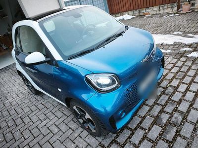 Blau Gebraucht 2021 Smart ForTwo Coupé Coupé | 11.450 € (Fairer Preis)
