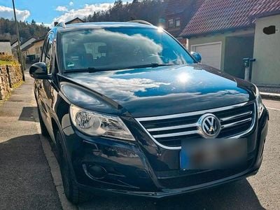 Second-hand VW Tiguan Sportline 140 CP (102 kW) 2009 Negru SUV