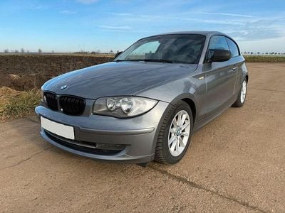 Grau Gebraucht 2012 BMW 116 Performance Kleinwagen | 3.700 € (Guter Preis)