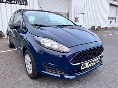 Gebraucht Ford Fiesta Ambiente 60 PS (44 kW) 2016 Blau Kleinwagen