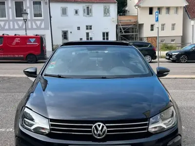Gebraucht VW Eos 160 PS (117 kW) 2011 Schwarz Cabrio