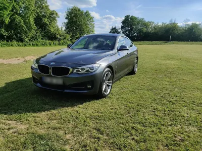 Gebraucht BMW 330 Sport Line 252 PS (185 kW) 2017 Grau Limousine