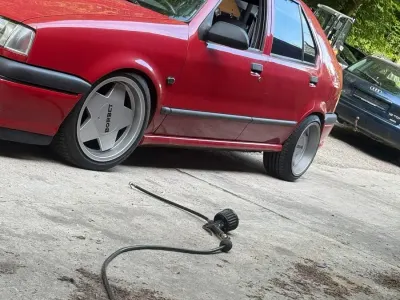 Gebraucht Renault 19 73 PS (53 kW) 1993 Rot Limousine
