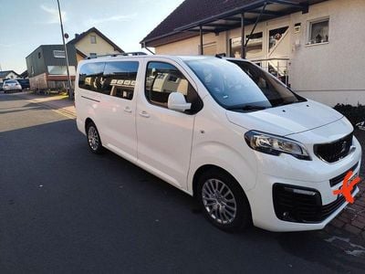 Peugeot Traveller