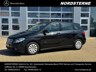 Gebraucht Mercedes B180 109 PS (80 kW) 2011 Schwarz Kleinwagen