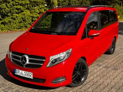 Gebraucht Mercedes V250 Avantgarde Edition 190 PS (139 kW) 2016 Rot Van / Kleinbus