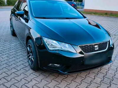 Gebraucht Seat Leon ST CONNECT 110 PS (80 kW) 2016 Schwarz Kombi