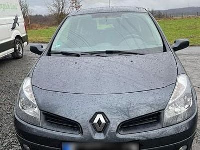Gebraucht Renault Clio III 75 PS (55 kW) 2007 Grau Kleinwagen